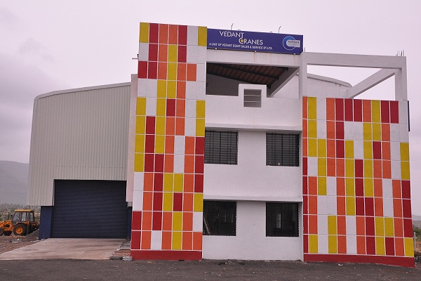 707 vedant crane factory